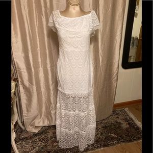 Off the shoulder white beach wedding gown size L